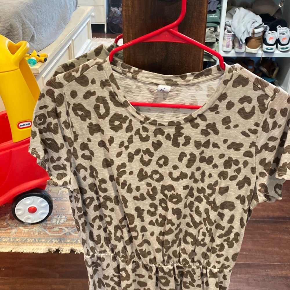 M old navy dress